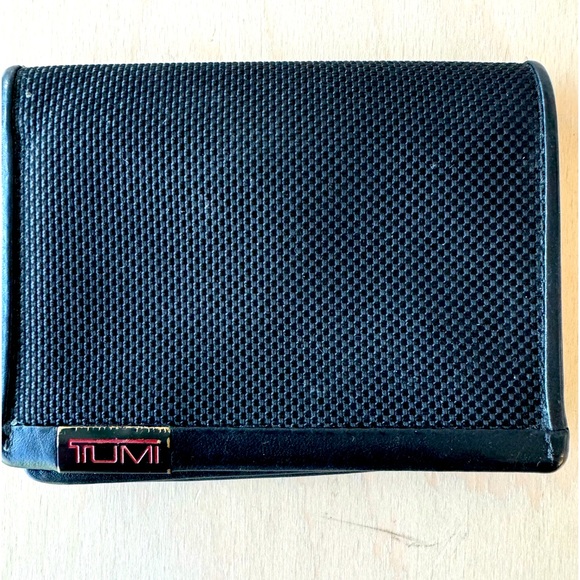 Tumi Other - Tumi canvas Wallet